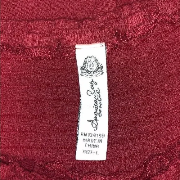 American Rag super cute red top with bell sleeves - Picture 2 of 8